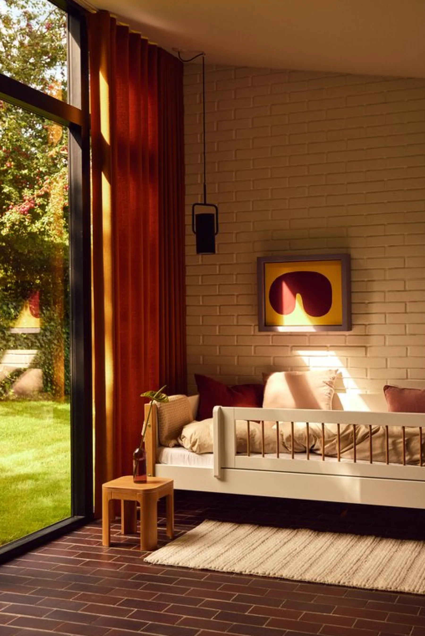 FLEXA Einzelbett mit Absturzsicherung mit Streben White/oak Best